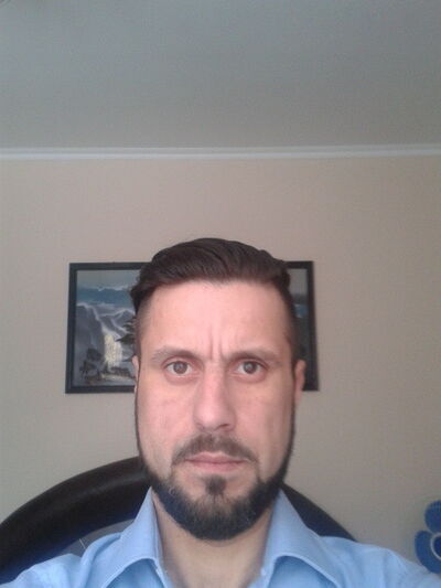  ,   Vadim, 46 ,  