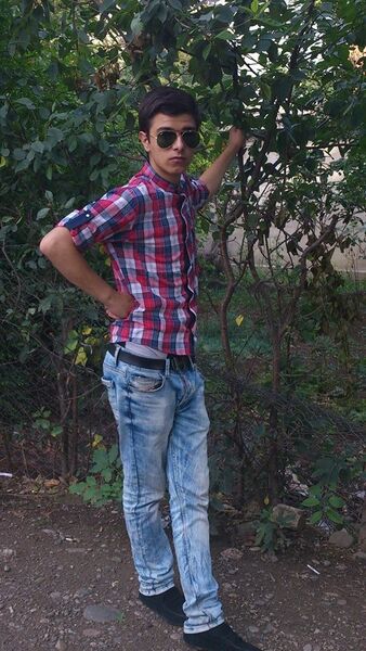  ,   Gela, 29 ,   