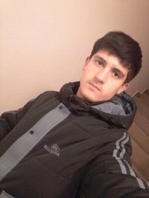  18054626  Shahzod, 25 ,    