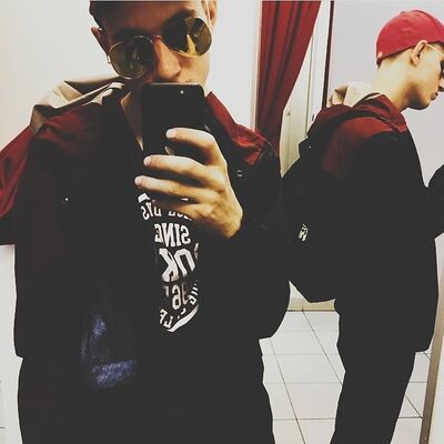  ,   Alex, 31 ,   