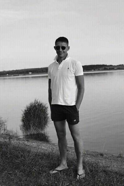  ,   Andriu, 40 ,   ,   , c 