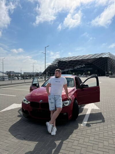  ,   Mihai, 35 ,   ,   