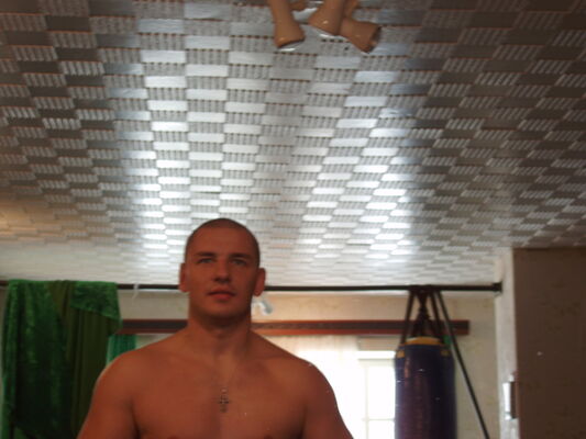  ,   Sergejus, 44 ,   ,   , c 