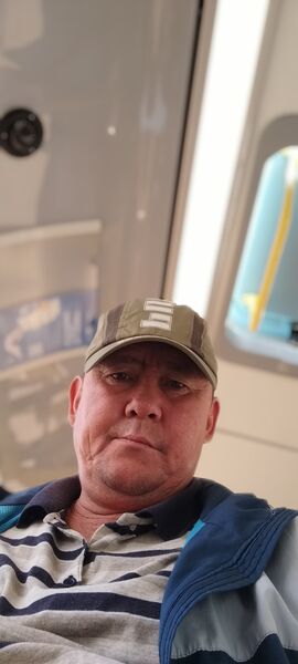  -,   Ruslan, 44 ,   ,   