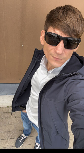  ,   Jevgeni, 38 ,   ,   