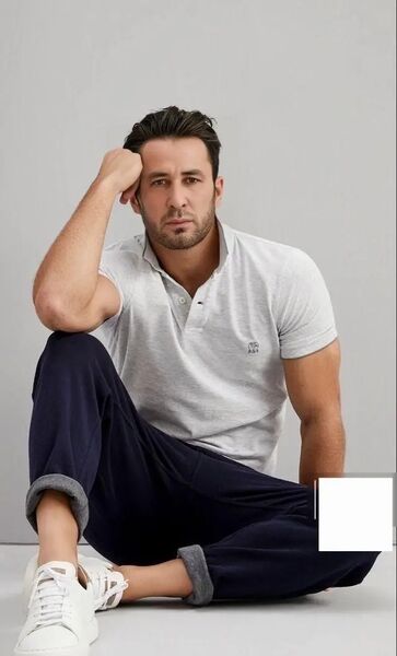  ,   ADAM, 37 ,   ,   , c 