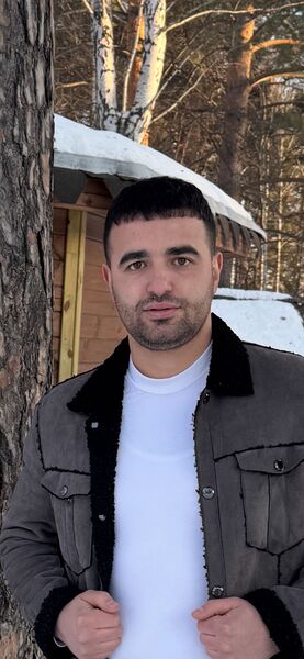  ,   Vahan, 32 ,   ,   