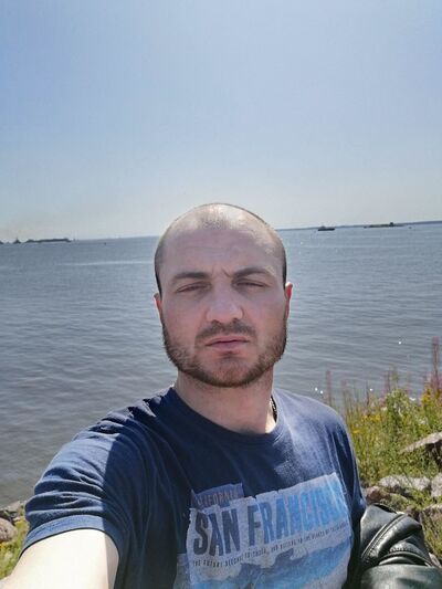  -,   Maks, 39 ,   ,   , c 