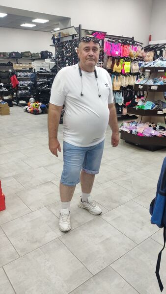  --,   , 44 ,   