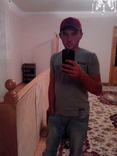  ,   Ahmed, 32 ,   