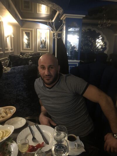 ,   Garik, 37 ,   ,   