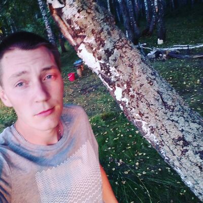  ,   Tomas, 31 ,   
