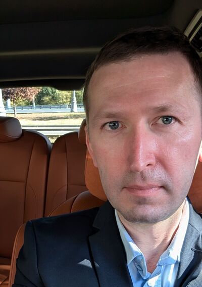  ,   Ilya, 40 ,   ,   