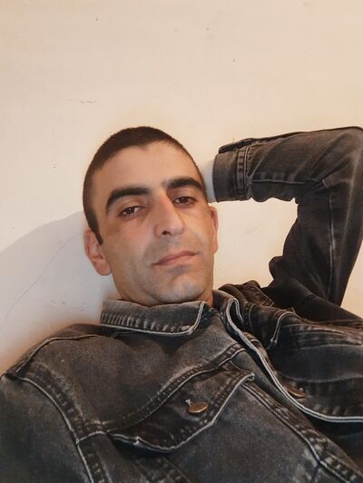  ,   Gevorg, 35 ,   ,   