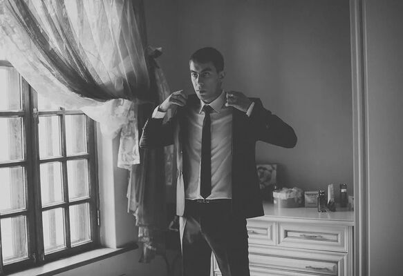  ,   Aihan, 37 ,   ,   , c 