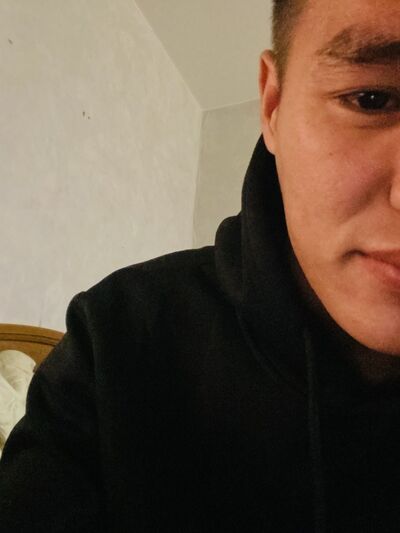  ,   Valentin, 25 ,   ,   , c , 