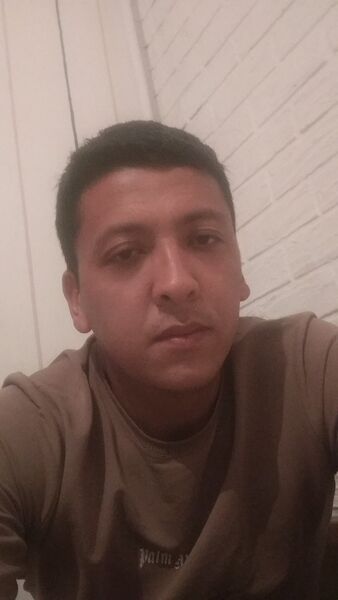  ,   Makhamadjon, 30 ,   c 