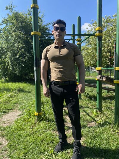  ,   Alex, 41 ,   ,   , c , 