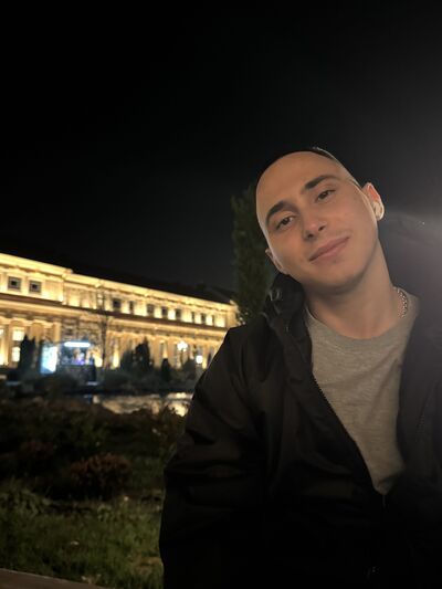  ,   Nikita, 24 ,   ,   