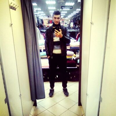  ,   Faxriyor, 24 ,   ,   , c 
