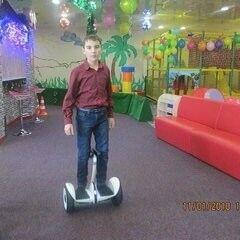  ,   Dima, 27 ,   