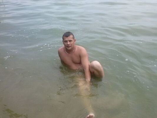  ,   Vlad, 41 ,   
