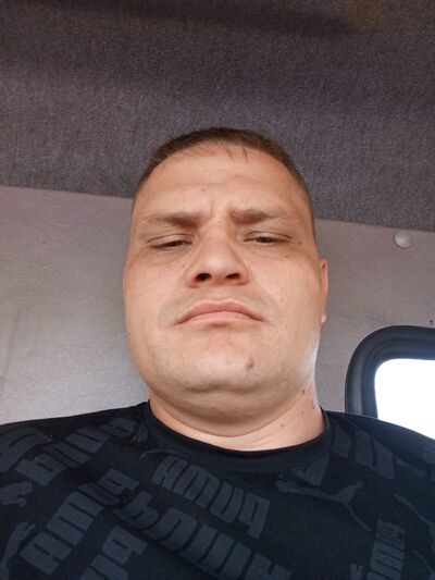  ,   Musatow, 32 ,   ,   , 