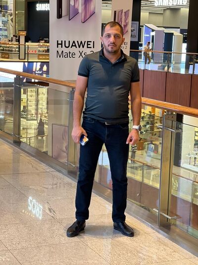  ,   Parviz, 36 ,   ,   , c , 
