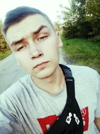  ,   Rodion, 25 ,   ,   