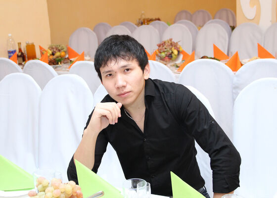  ,   Nursultan, 33 ,   