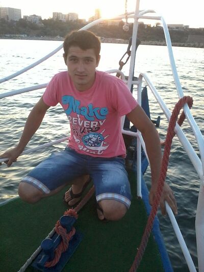  ,   Mihail, 35 ,   