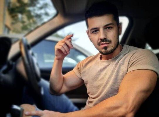  Soho,   Vlad, 32 ,   ,   