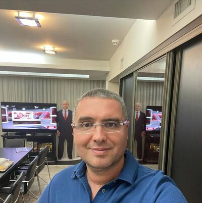  -,   Mark, 56 ,   ,   , c 