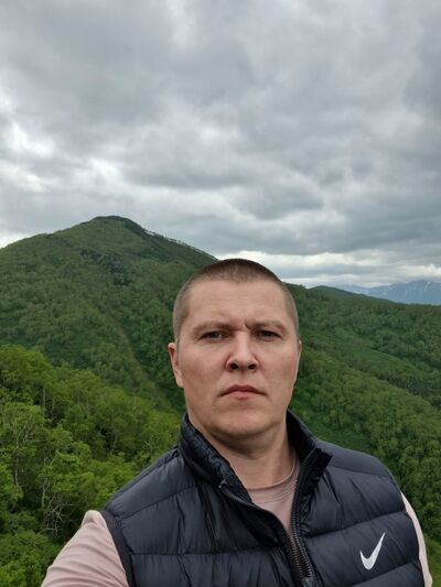  ,   Mikhail, 40 ,   ,   , c , 