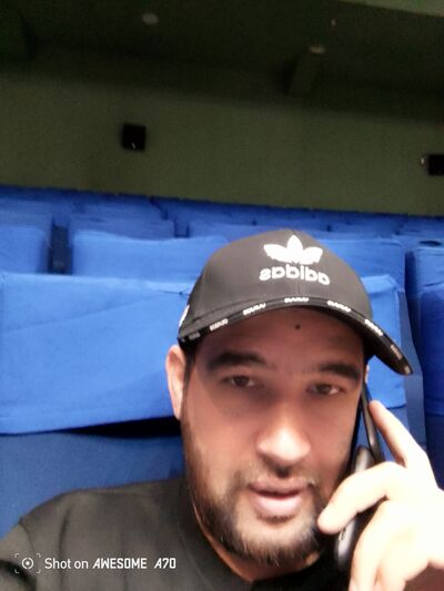  ,   Bexruz, 38 ,   ,   