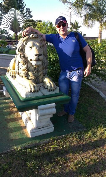  ,   Oleg, 40 ,   