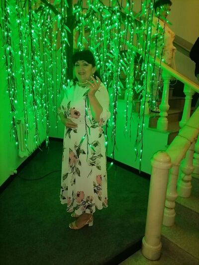  ,   Natali, 62 ,   c 