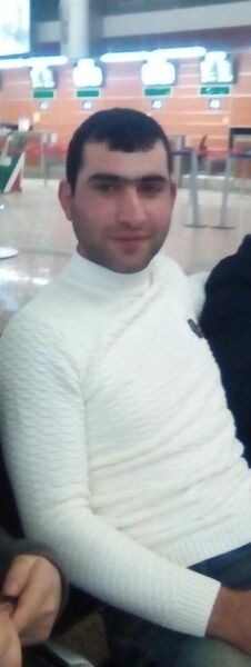  ,   Armen, 33 ,   ,   