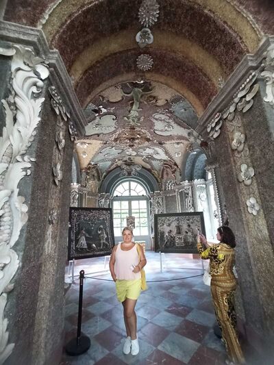  ,   Irisha, 42 ,   ,   
