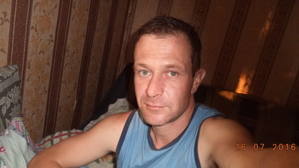  ,   Anton, 46 ,   ,   , c 