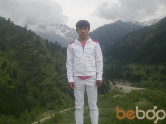  ,   Malik, 35 ,  