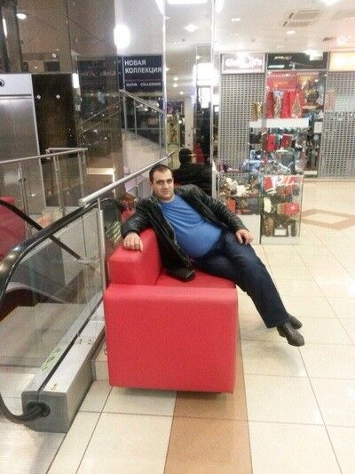 -,   Murad, 42 ,   