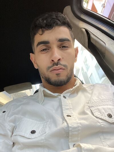  ,   Ash, 28 ,   ,   