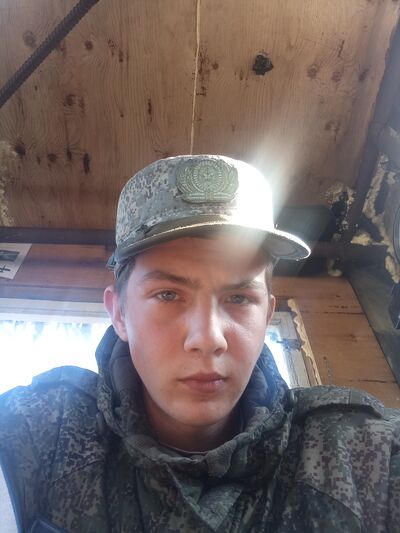  -,   Ilya, 20 ,   ,   