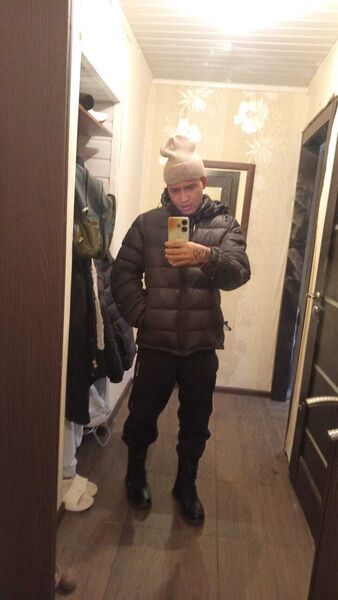  ,   Carlos, 20 ,   ,   