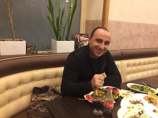  ,   ADAM, 39 ,   ,   , c 