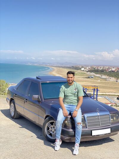  ,   Youssef, 25 ,     , c 