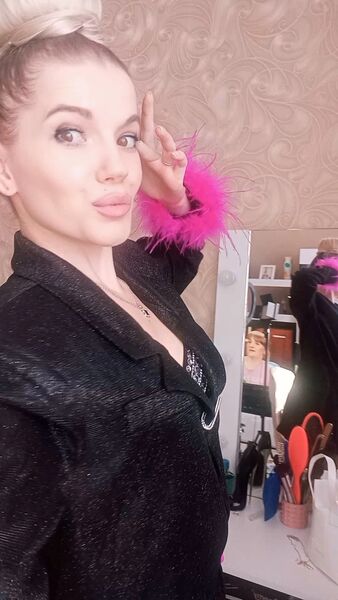  ,   Sabina Adi, 38 ,   ,   