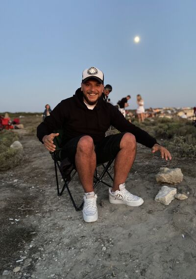  ,   Taner, 39 ,   ,   