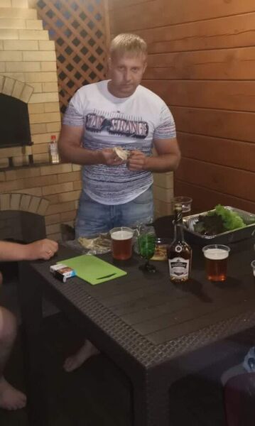  ,   Anton, 34 ,   ,   